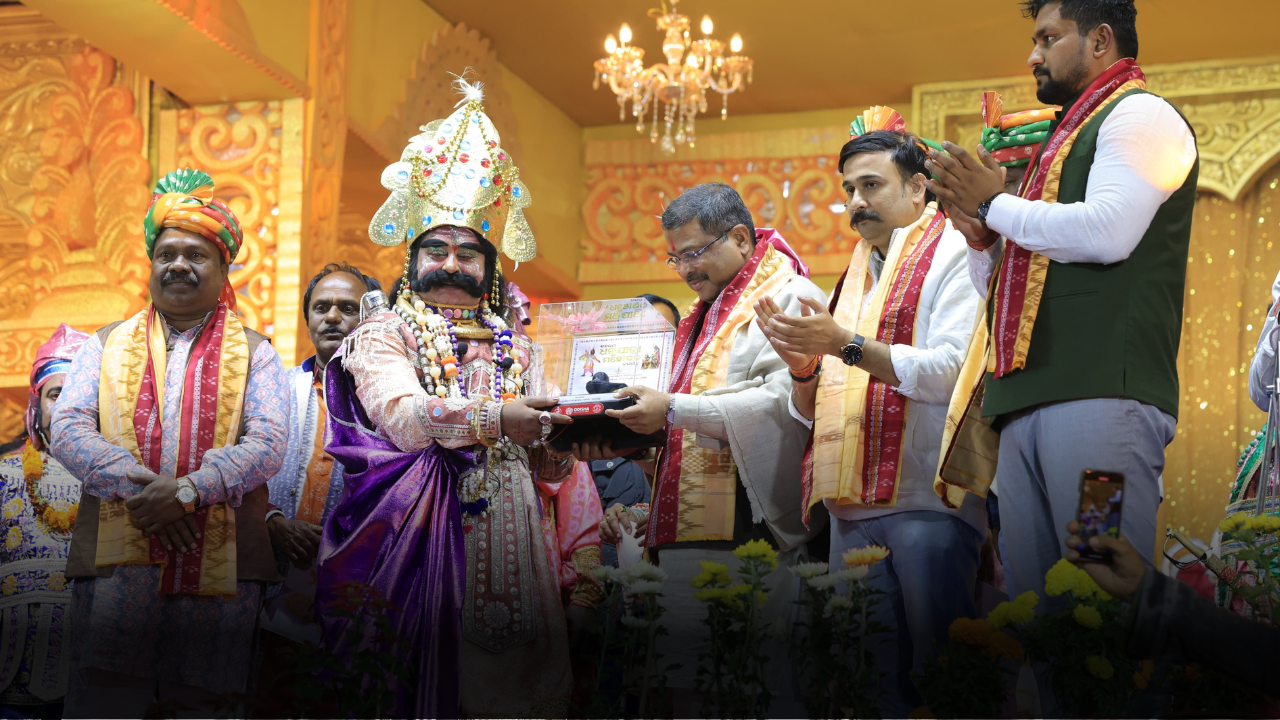 Dharmendra Pradhan at Bargarh Dhanu jatra